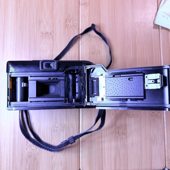 Vintage 1988 Minolta Freedom Tele / AF-Tele Super 35mm Camera - Parts/Repair - Picture 8 of 10